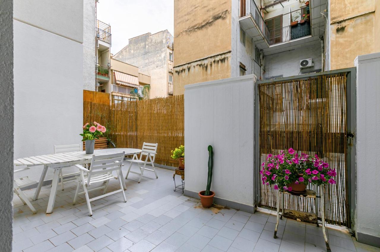 Villa Malfitano And Lolli Station Apt With Terrace Palermo Exterior foto
