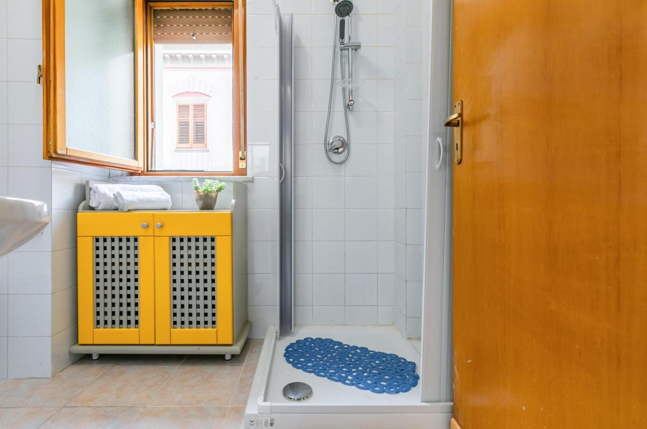 Villa Malfitano And Lolli Station Apt With Terrace Palermo Exterior foto